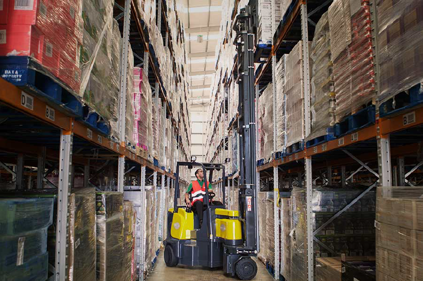 Aisle Master - Packaging - Combilift