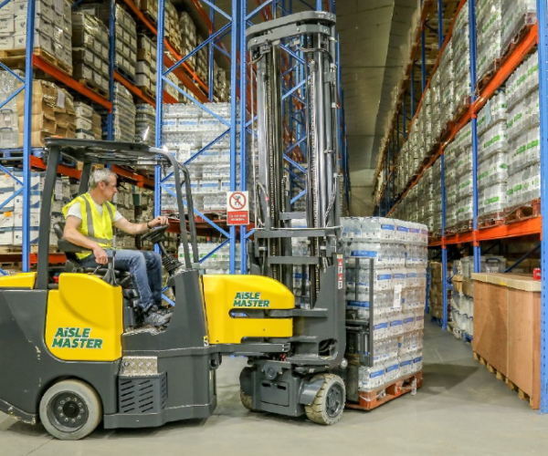 Aisle Master- Packaging -Combilift