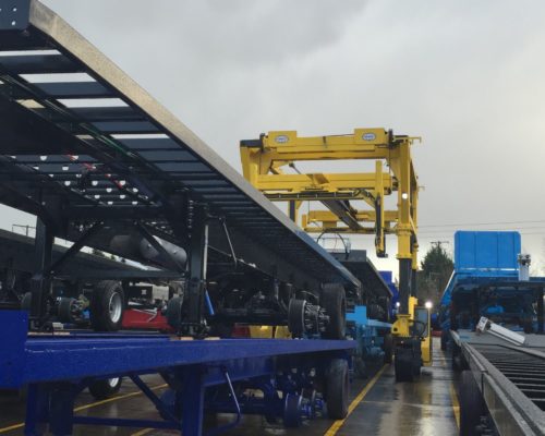 Combilift – COMBI-SC - Straddle Carrier - Automotive - Manufacturing